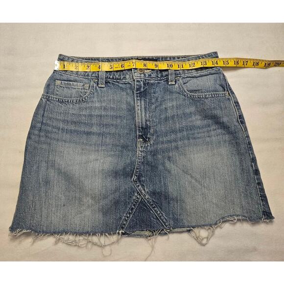 Hollister Denim Mini Skirt Womens Sz 7 Waist 28 Frayed Hem High Rise Distressed - Picture 6 of 10